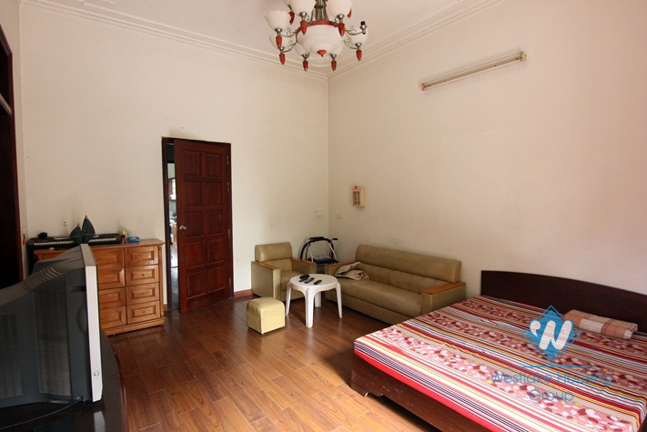 Lake view and Nice house  for rent in Tay Ho area